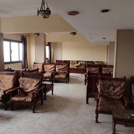 Memnon Hotel Aswan Buitenkant foto
